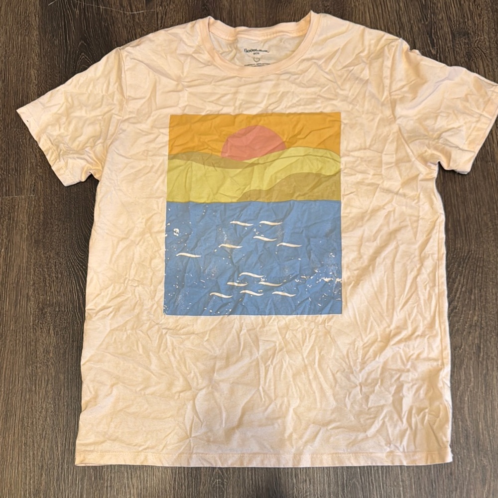 Graphic Tee with Sunset and Ocean Design